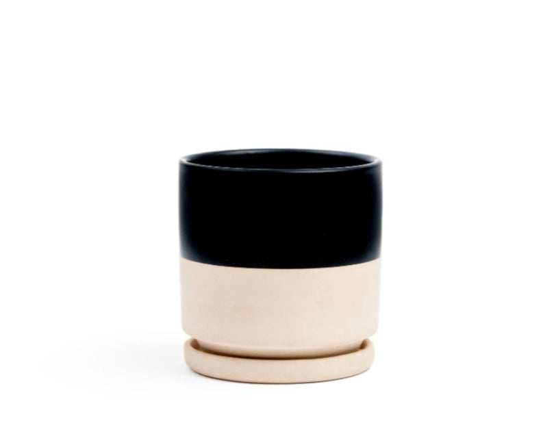 Momma Cylinder | Black and White